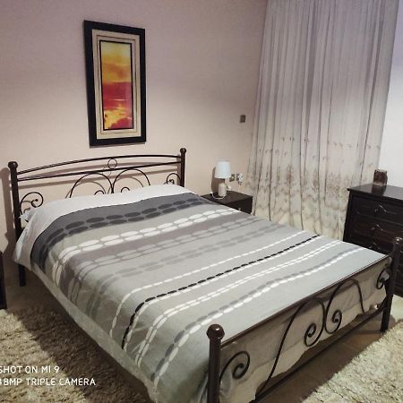 Airport'S Close, Cozy Flat For 6 Persons Apartment Markópoulon Екстериор снимка