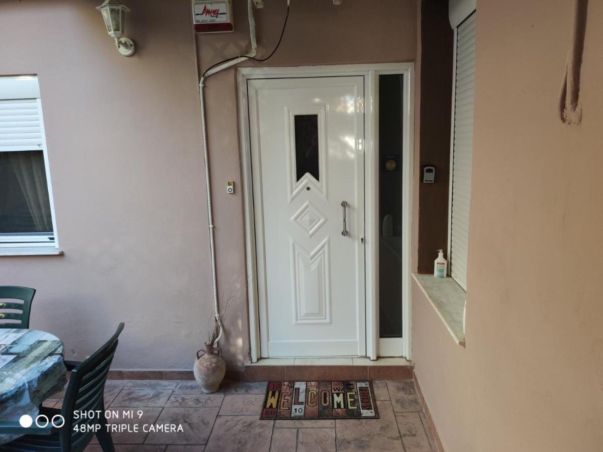 Airport'S Close, Cozy Flat For 6 Persons Apartment Markópoulon Екстериор снимка