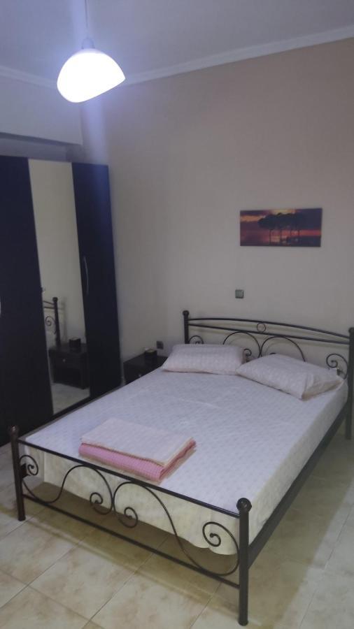 Airport'S Close, Cozy Flat For 6 Persons Apartment Markópoulon Екстериор снимка