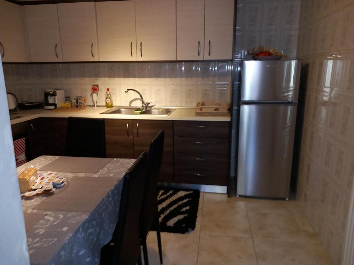 Airport'S Close, Cozy Flat For 6 Persons Apartment Markópoulon Екстериор снимка