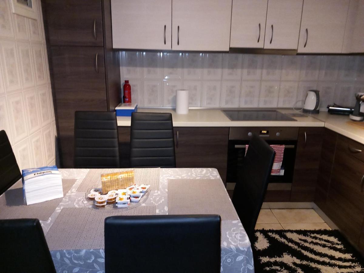 Airport'S Close, Cozy Flat For 6 Persons Apartment Markópoulon Екстериор снимка